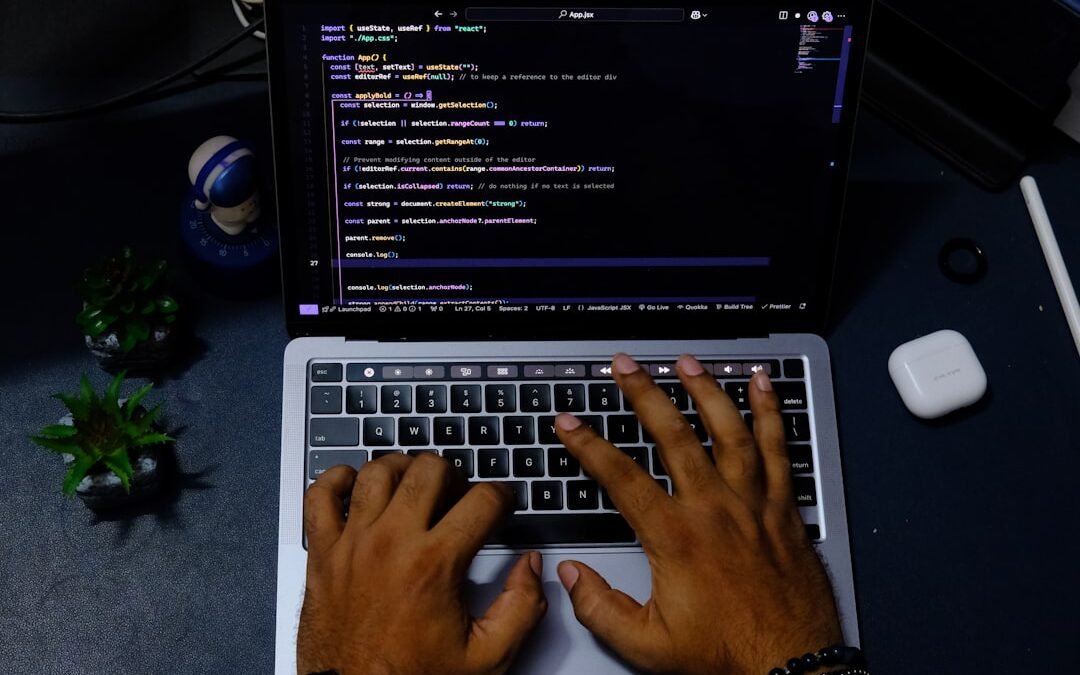What is ReactJS and Why Businesses Choose It for Web Apps 2026